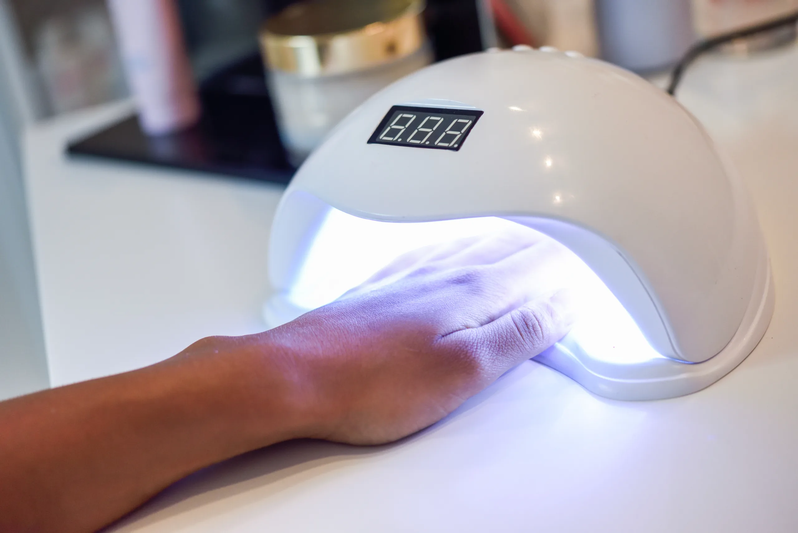 LED-UV-Nagellampen: Alles, was Sie darüber wissen sollten