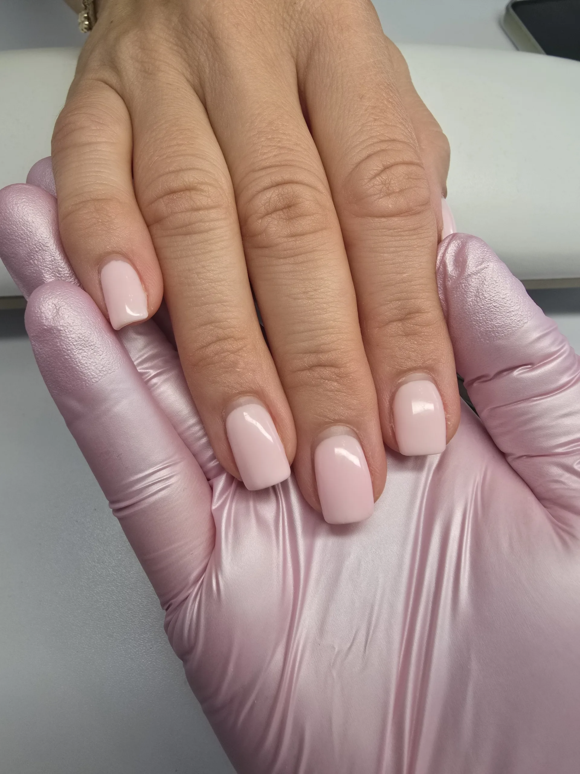 Maniküre Beständigkeit Larisa Cosmetic Winterthur